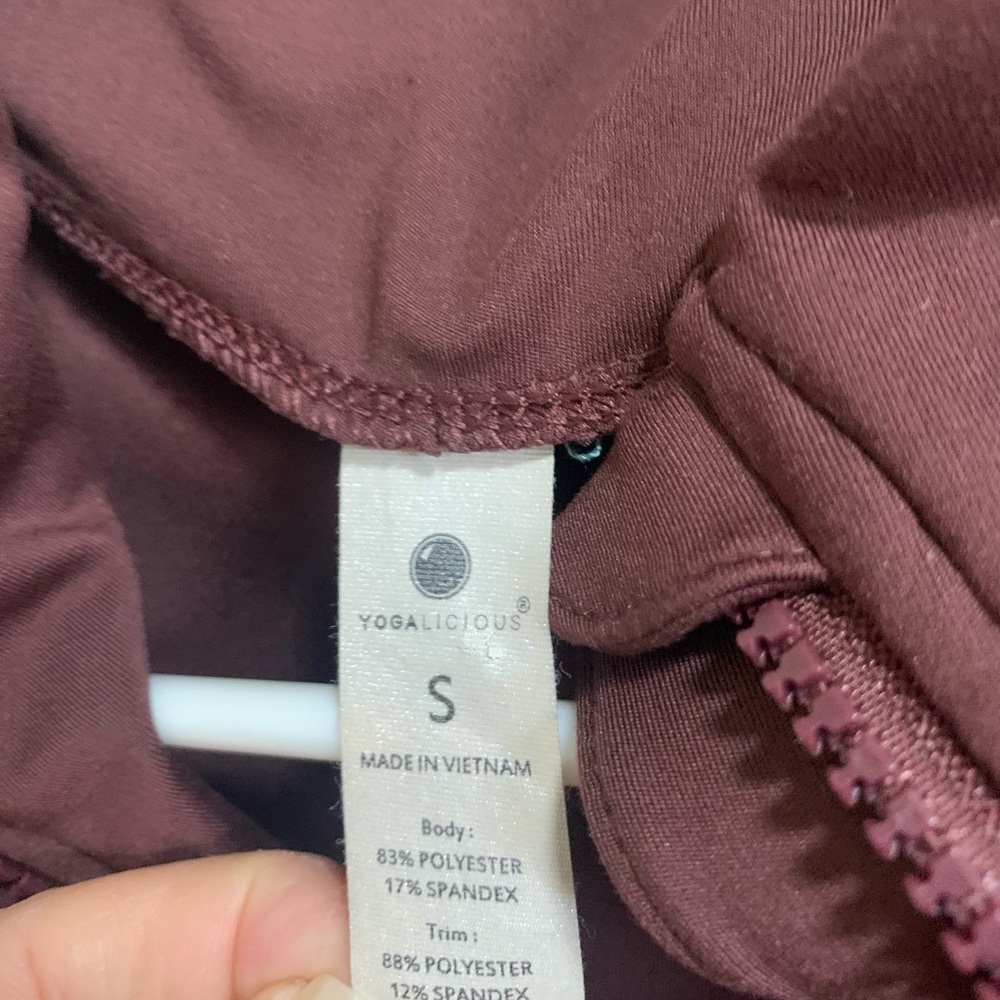 Yogalicious Jacket - Picture 2 of 3